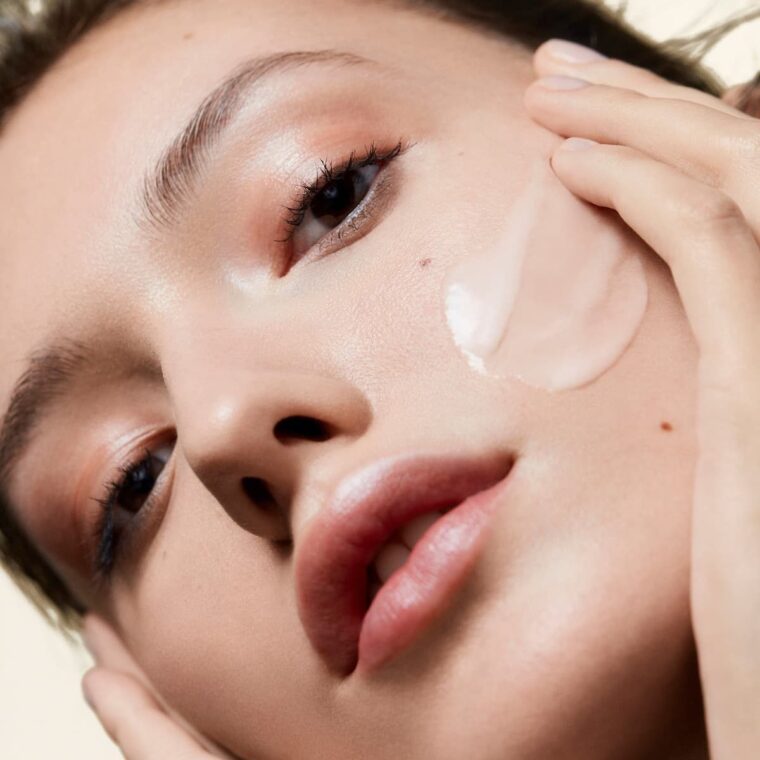 Il sonno di bellezza: la tua routine notturna per una pelle rinnovata
